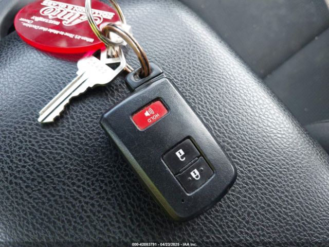 2T3RFREV0JW788144 Toyota Rav4 Xle