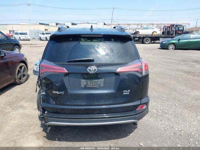 2T3RFREV0JW788144 Toyota Rav4 Xle