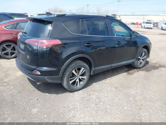 2T3RFREV0JW788144 Toyota Rav4 Xle