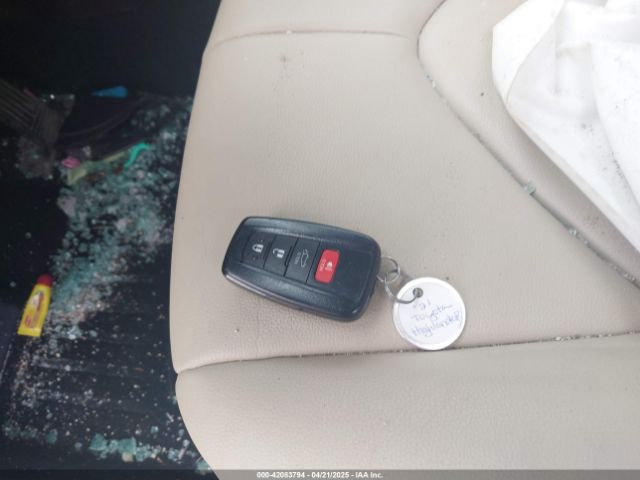 5TDGZRBH3MS530462 Toyota Highlander Xle