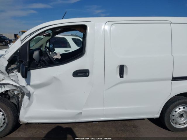 3N6CM0KN6GK694378 Nissan Nv200 S