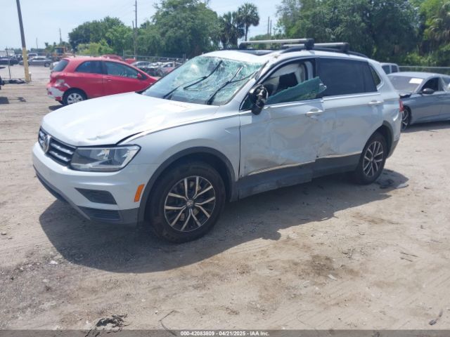 3VV3B7AX4JM201878 Volkswagen Tiguan 2.0t Se/2.0t Sel