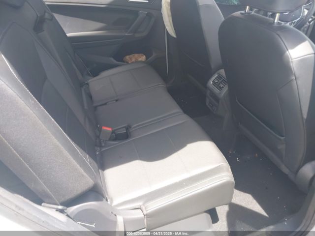 3VV3B7AX4JM201878 Volkswagen Tiguan 2.0t Se/2.0t Sel