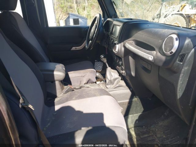 2014 JEEP WRANGLER UNLIMITED 1C4BJWEG3EL267279 Photo 4