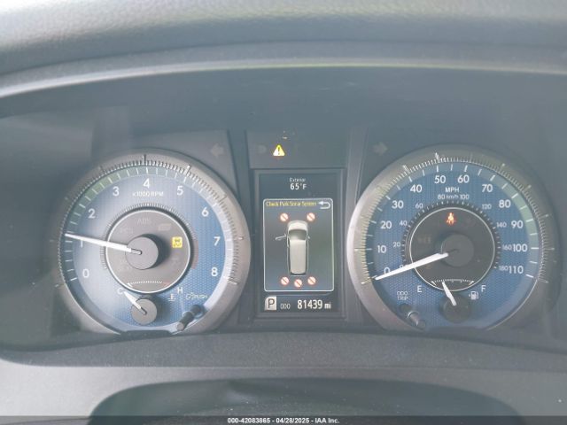 5TDYZ3DC5HS826348 Toyota Sienna Limited 7 Passenger