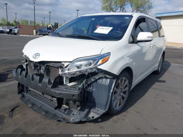5TDYZ3DC5HS826348 Toyota Sienna Limited 7 Passenger