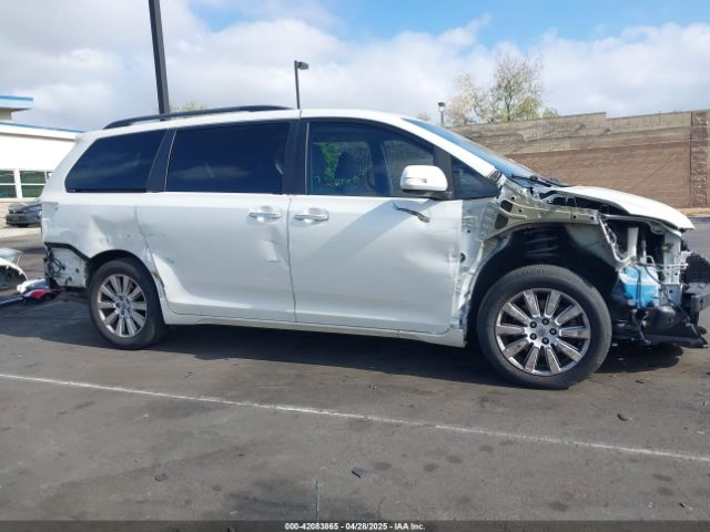 5TDYZ3DC5HS826348 Toyota Sienna Limited 7 Passenger