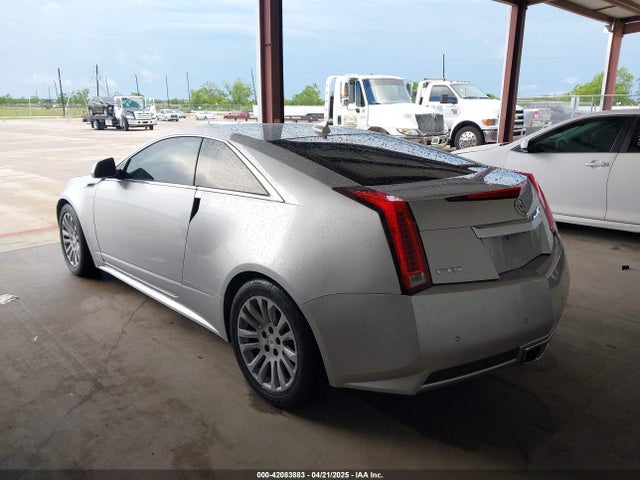 2011 CADILLAC CTS 1G6DJ1ED3B0109624 Photo 2