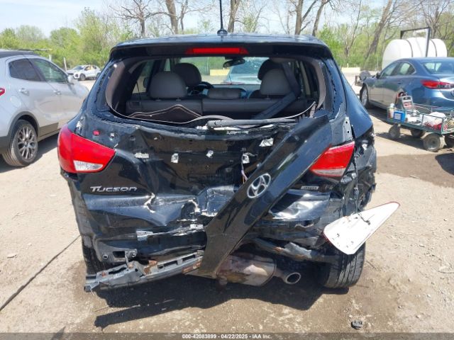 KM8JTCAFXFU985839 Hyundai TUCSON GLS