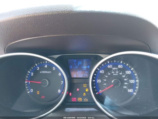 KM8JTCAFXFU985839 Hyundai TUCSON GLS