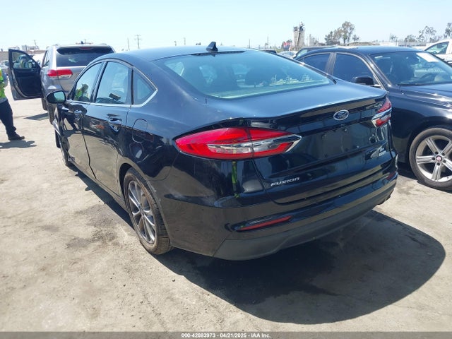 3FA6P0HD7LR170850 Ford FUSION SE