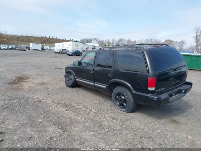 2000 CHEVROLET BLAZER 1GNDT13W8Y2381912 Photo 2