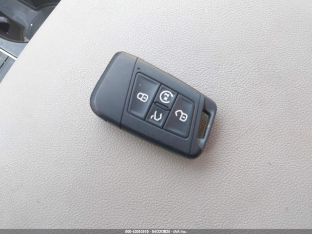 2019 VOLKSWAGEN ATLAS 1V2MR2CA8KC569640 Photo 10