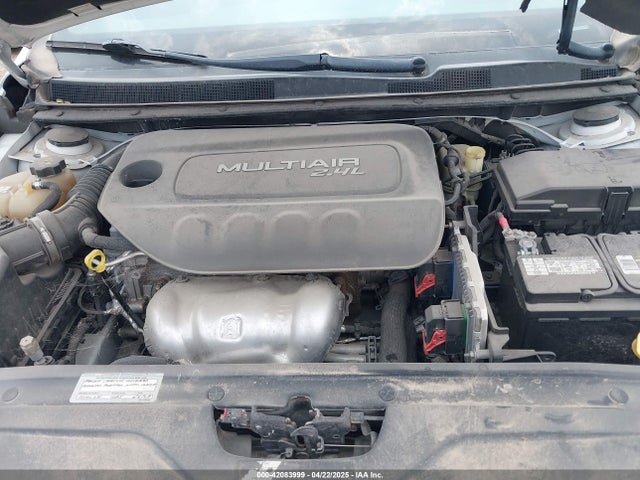 Chrysler 200 S 2015 1C3CCCBB6FN749700 Image 10