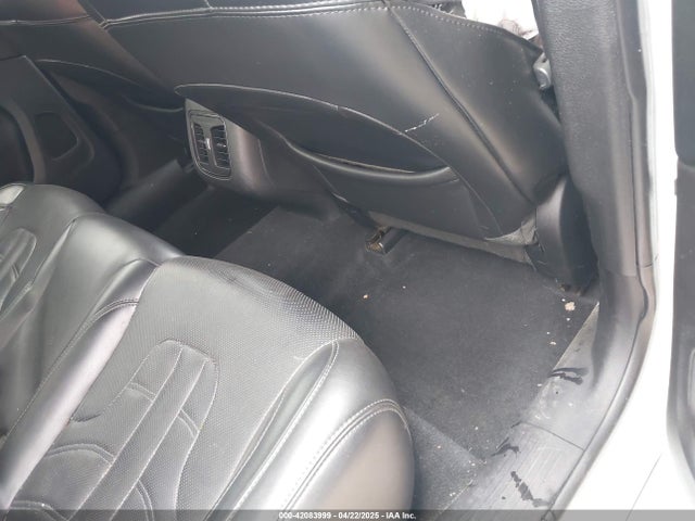 Chrysler 200 S 2015 1C3CCCBB6FN749700 Image 8