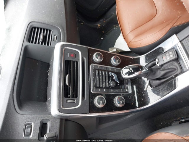 YV126MFM6F2361507 Volvo S60 T5 Platinum