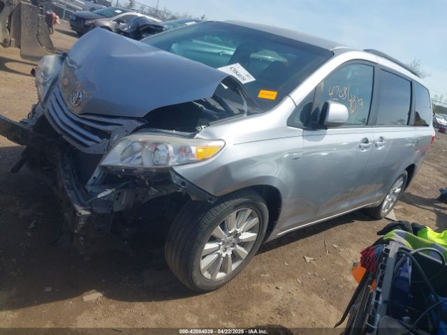 5TDJZ3DC2HS166433 Toyota Sienna Le 7 Passenger