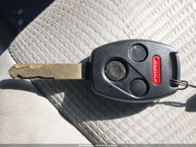5FNYF4H25EB018128 Honda PILOT LX