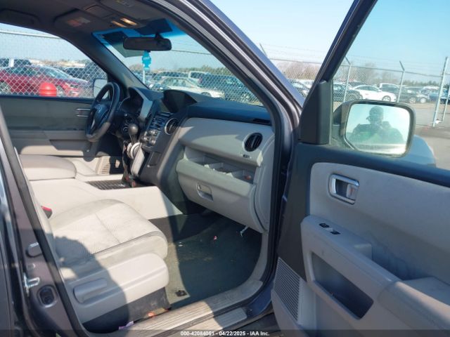 5FNYF4H25EB018128 Honda PILOT LX