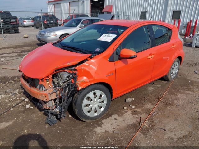 JTDKDTB35E1071850 Toyota Prius C Two