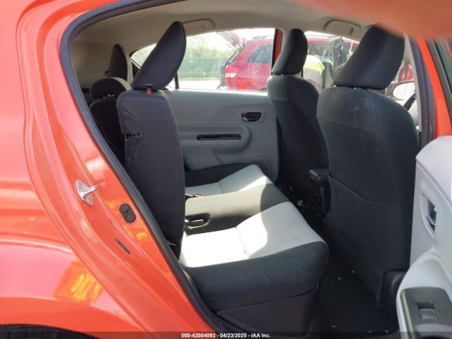 JTDKDTB35E1071850 Toyota Prius C Two