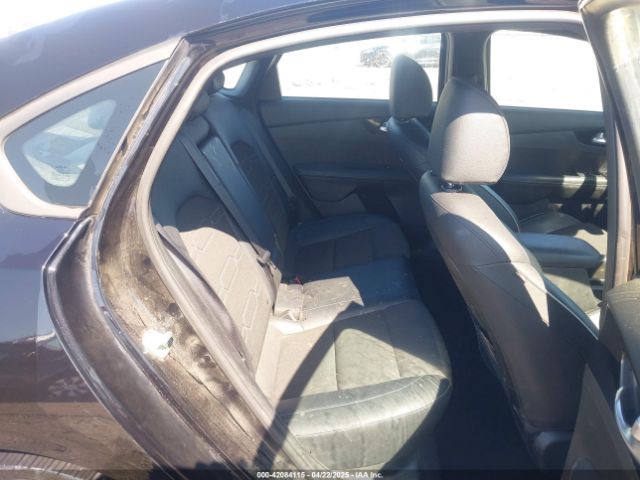 3KPF54ADXNE448913 KIA Forte Gt-line