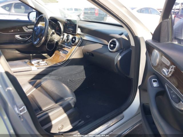 55SWF4JB9FU093559 Mercedes-Benz C 300 Luxury/sport
