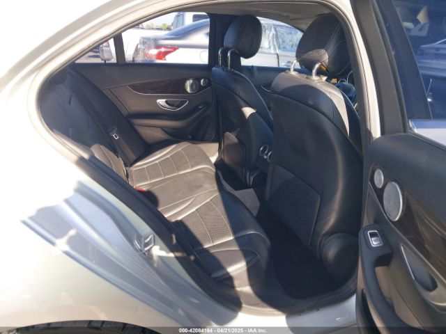 55SWF4JB9FU093559 Mercedes-Benz C 300 Luxury/sport