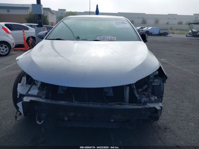 4T1BF1FKXHU637628 Toyota CAMRY SE