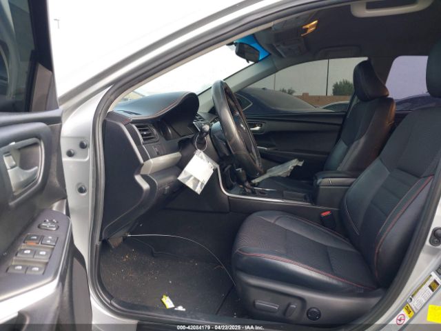 4T1BF1FKXHU637628 Toyota CAMRY SE