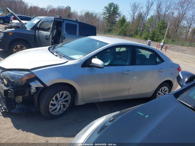 5YFBURHE9JP773011 Toyota COROLLA LE