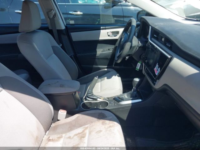 5YFBURHE9JP773011 Toyota COROLLA LE