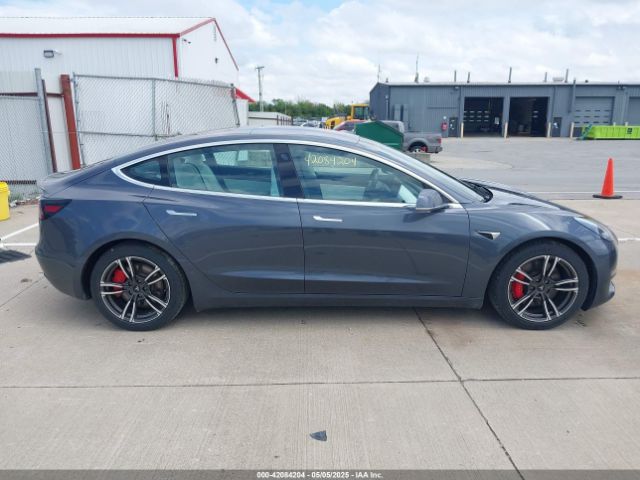 5YJ3E1EB9KF230493 Tesla Model 3 Long Range/performance