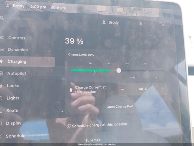 5YJ3E1EB9KF230493 Tesla Model 3 Long Range/performance