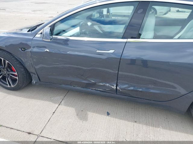 5YJ3E1EB9KF230493 Tesla Model 3 Long Range/performance