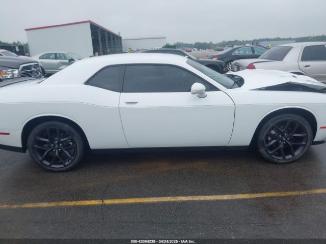2C3CDZAG8MH560727 Dodge Challenger Sxt