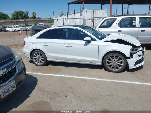 WAUACGFF9F1002975 Audi A3