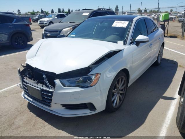 2015 AUDI A3 WAUACGFF9F1002975 Photo 1