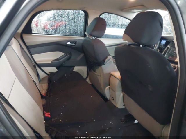 1FADP3F22EL230268 Ford FOCUS SE
