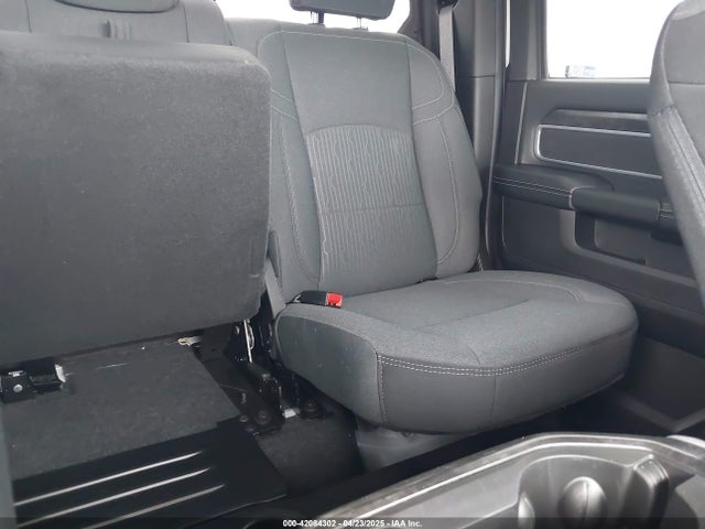 3C6UR5DL2RG378362 RAM 2500