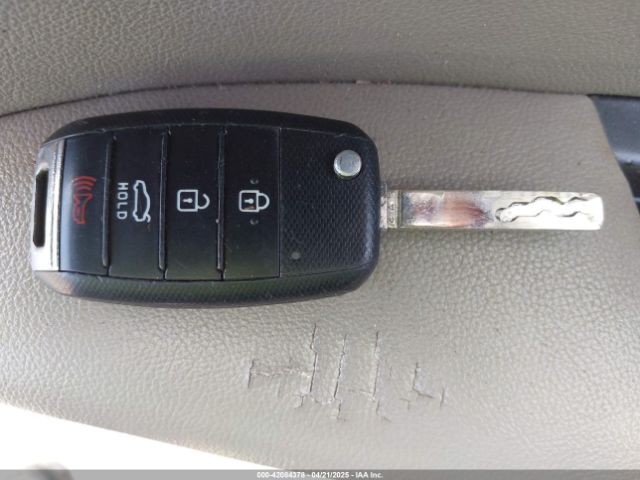 5XXGT4L30HG157122 KIA Optima Lx