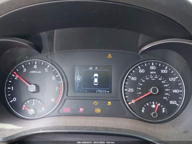 5XXGT4L30HG157122 KIA Optima Lx