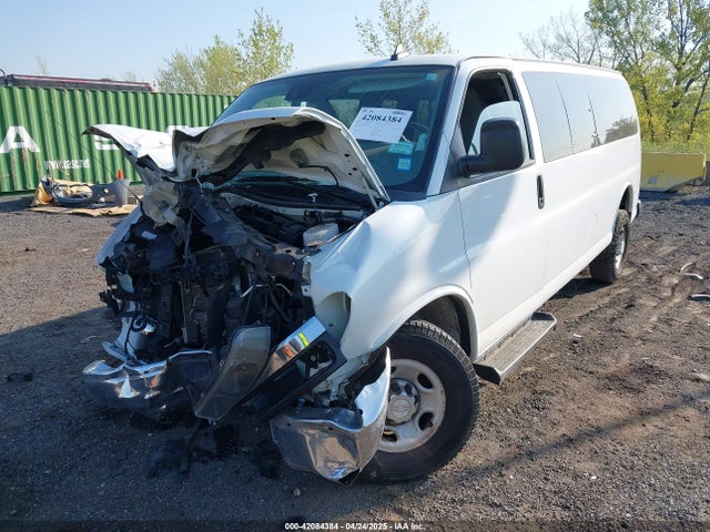 1GAZGPFG3L1177956 Chevrolet Express Passenger Rwd 3500 Extended Wheelbase Lt