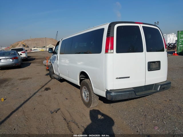 1GAZGPFG3L1177956 Chevrolet Express Passenger Rwd 3500 Extended Wheelbase Lt