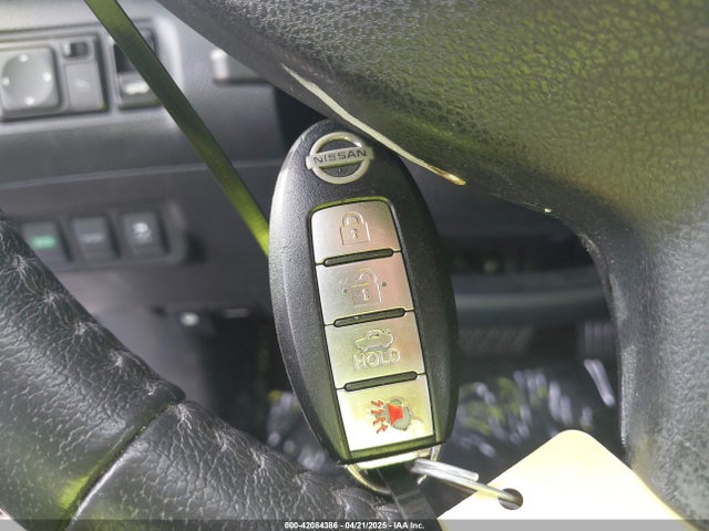 3N1AB7AP8HY243871 Nissan SENTRA SV