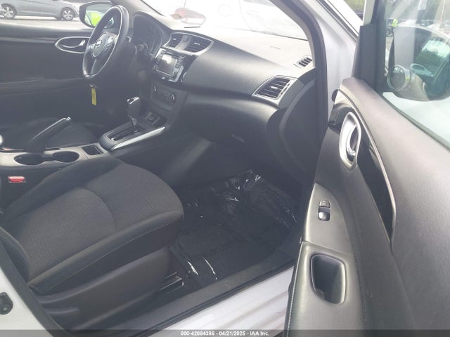 3N1AB7AP8HY243871 Nissan SENTRA SV