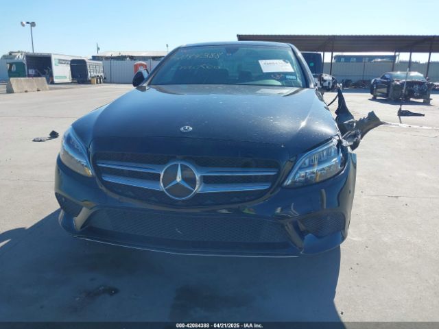 W1KWF8DB0MR618283 Mercedes-Benz C 300 Sedan