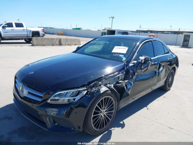 W1KWF8DB0MR618283 Mercedes-Benz C 300 Sedan