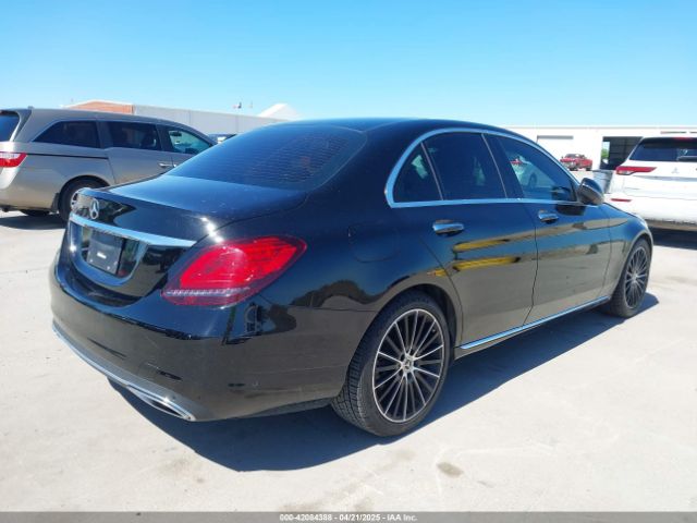 W1KWF8DB0MR618283 Mercedes-Benz C 300 Sedan
