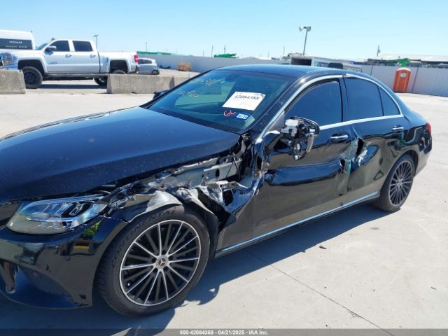 W1KWF8DB0MR618283 Mercedes-Benz C 300 Sedan